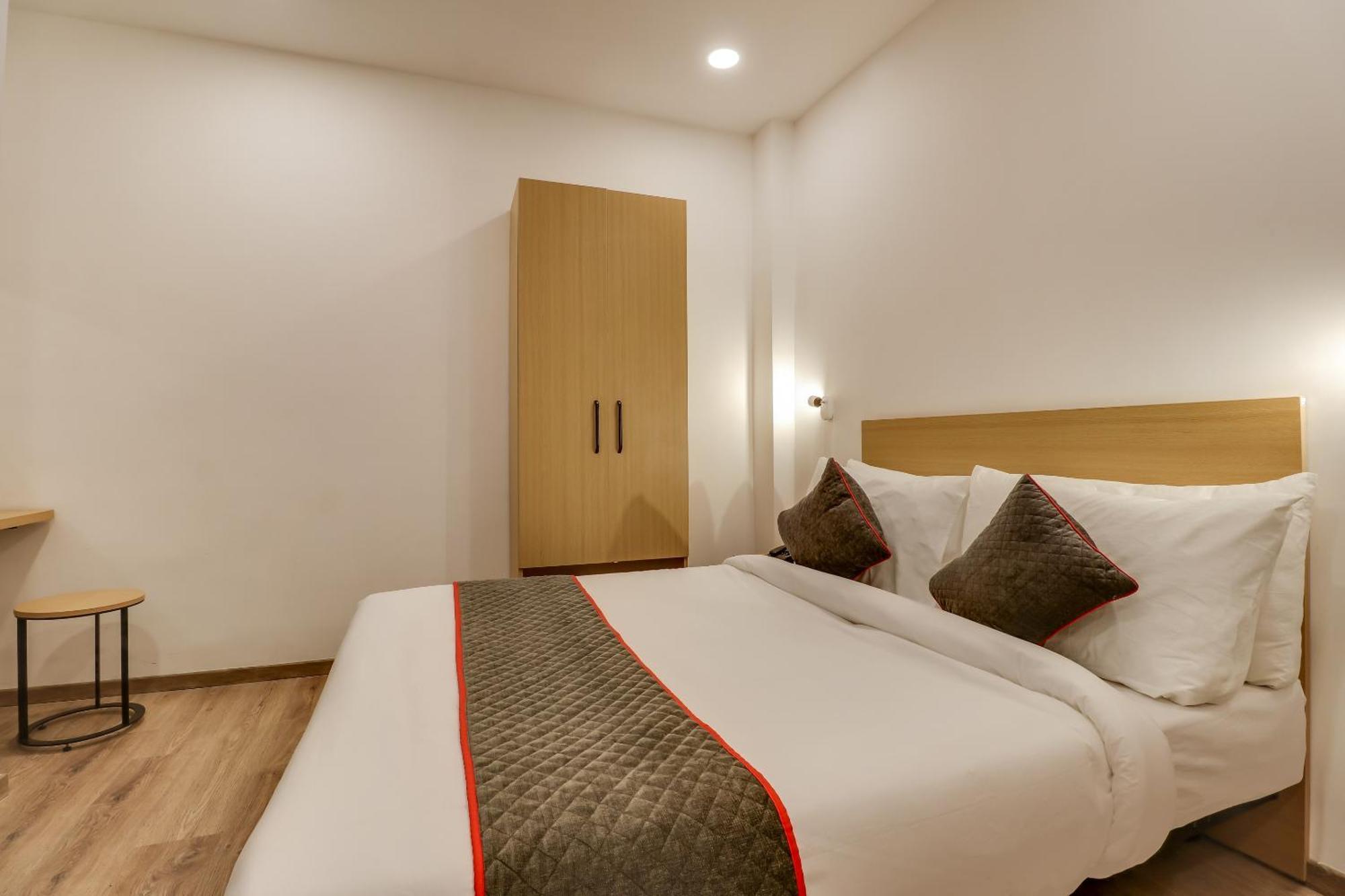 Townhouse Woodland Hotel Nagpur Exterior photo